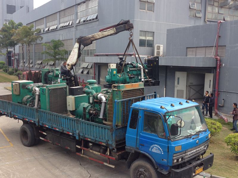 深圳發(fā)電機回收現場